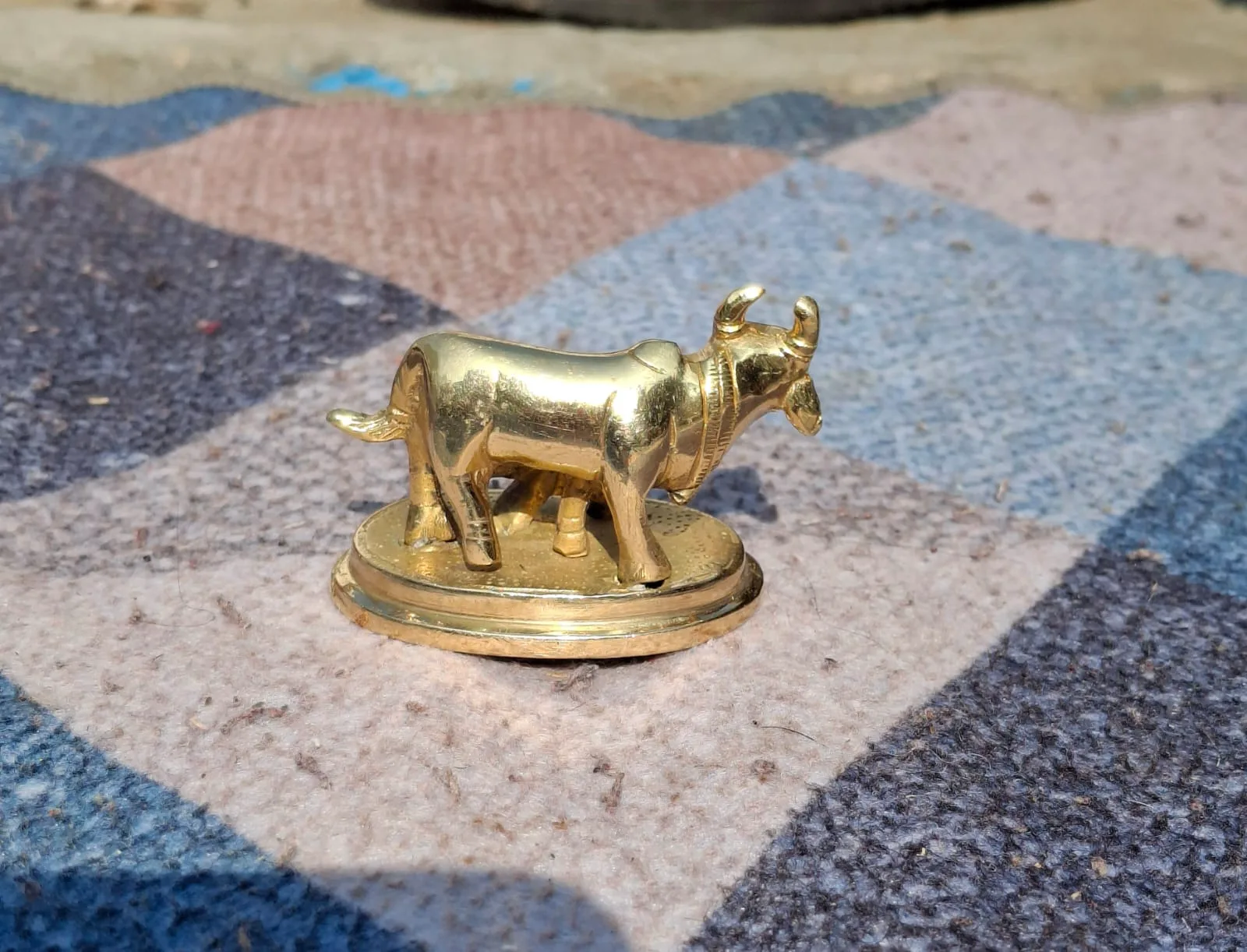Best Quality Pure Brass Kamadhenu Cow and Calf Idol